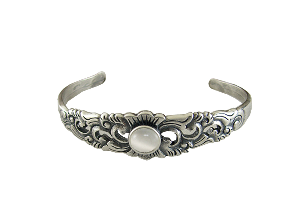 Sterling Silver Detailed Cuff Bracelet With White Moonstone